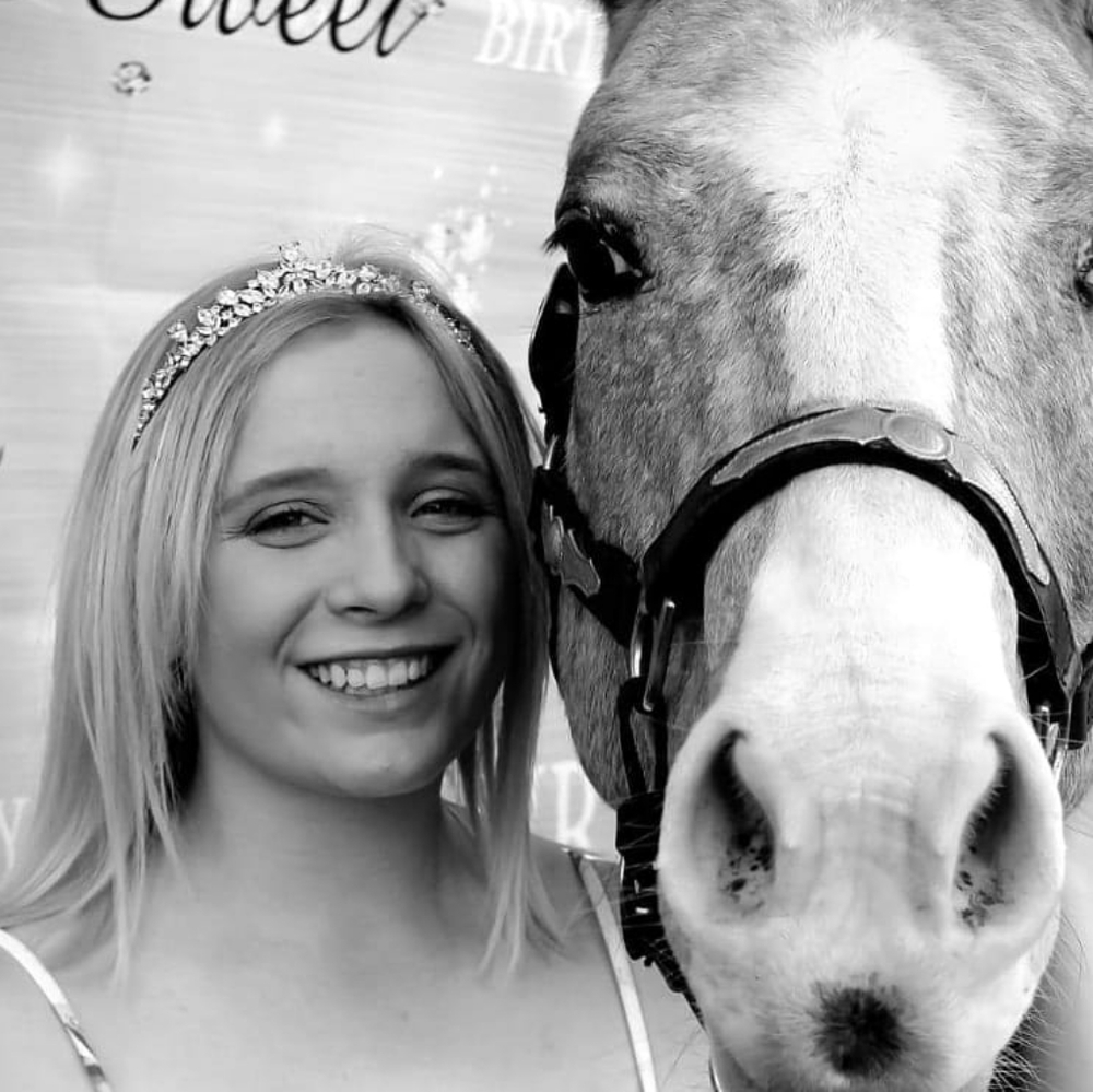 Meet your Posher, Shelby